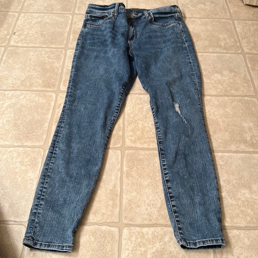 Never worn Kut from the Kloth Fab Ab Ankle Skinny high rise jeans